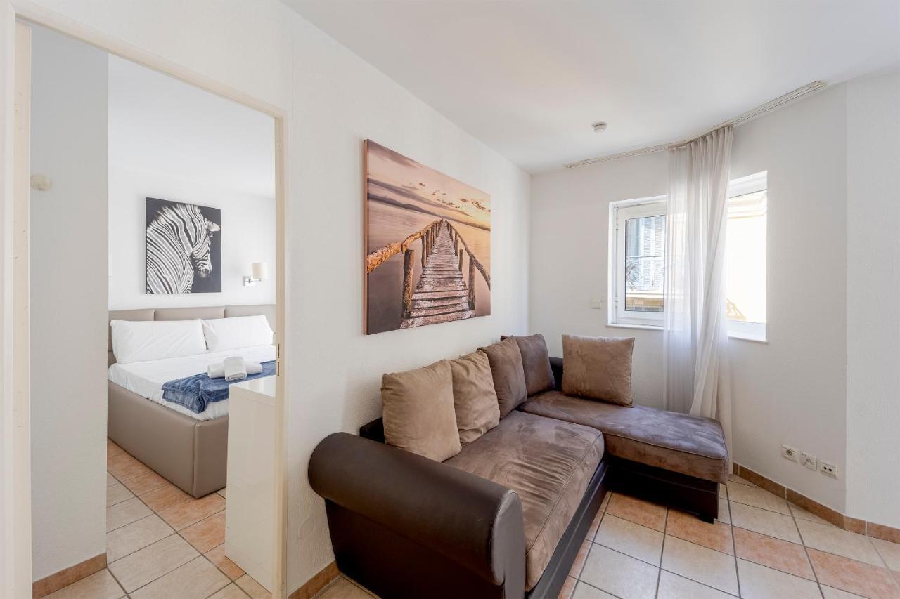 Over Monaco Apartment - 100M From Monaco - Roof Swimming Pool بوزولي المظهر الخارجي الصورة